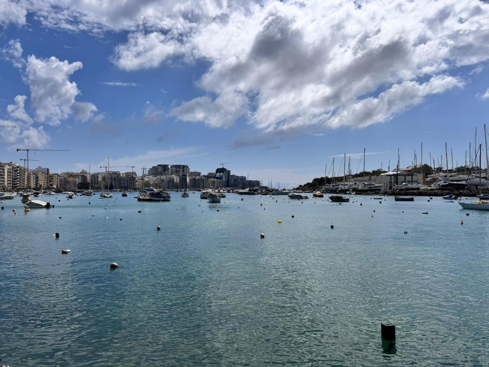 Charming Retreat Off The Sea Front Gzira