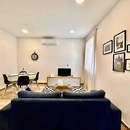 Charming Retreat Off The Sea Front Apartment Gzira Exterior photo
