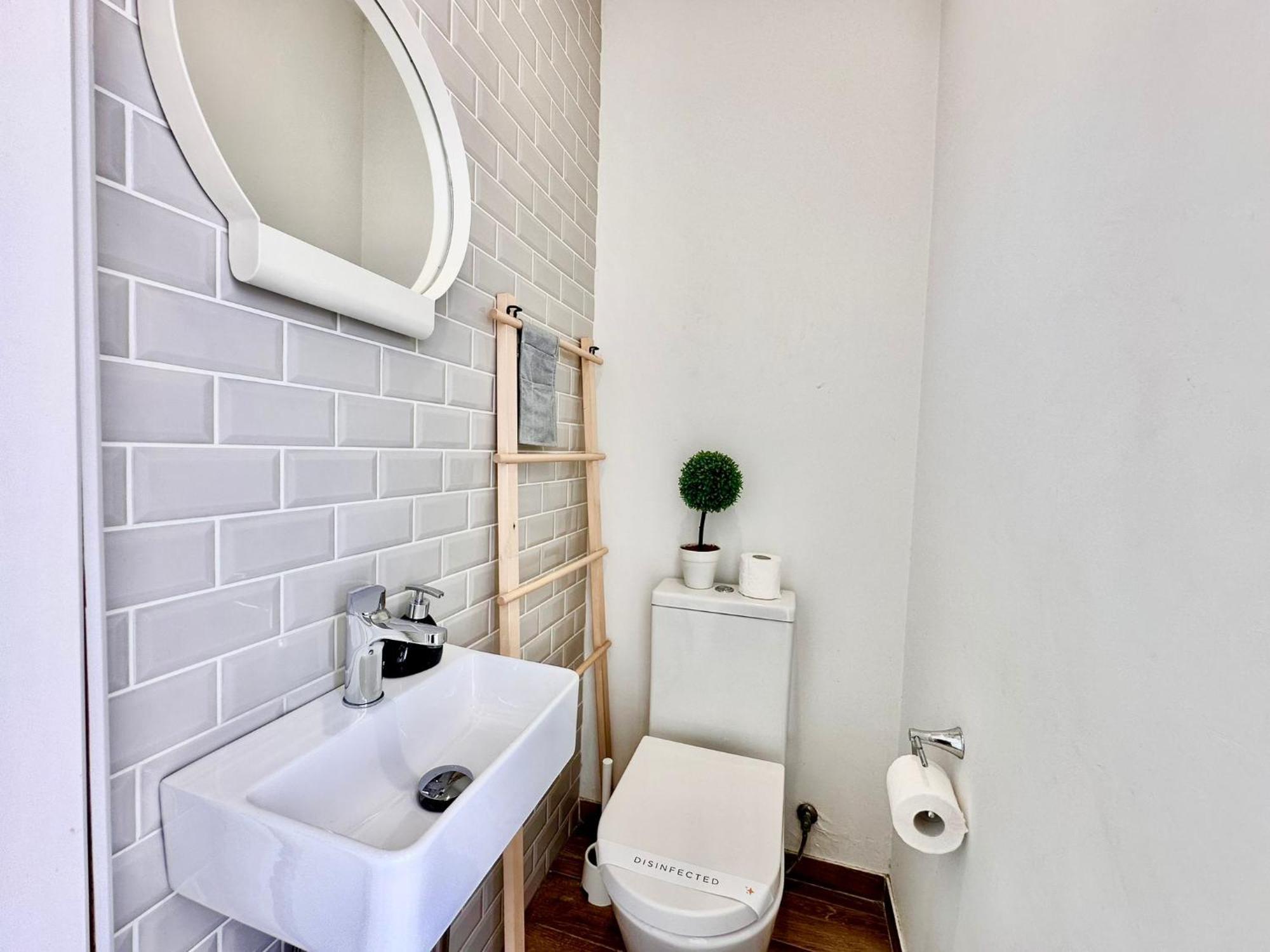 Charming Retreat Off The Sea Front Gzira