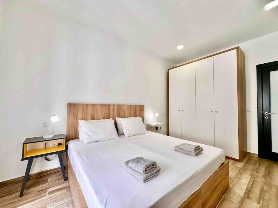 Charming Retreat Off The Sea Front Gzira
