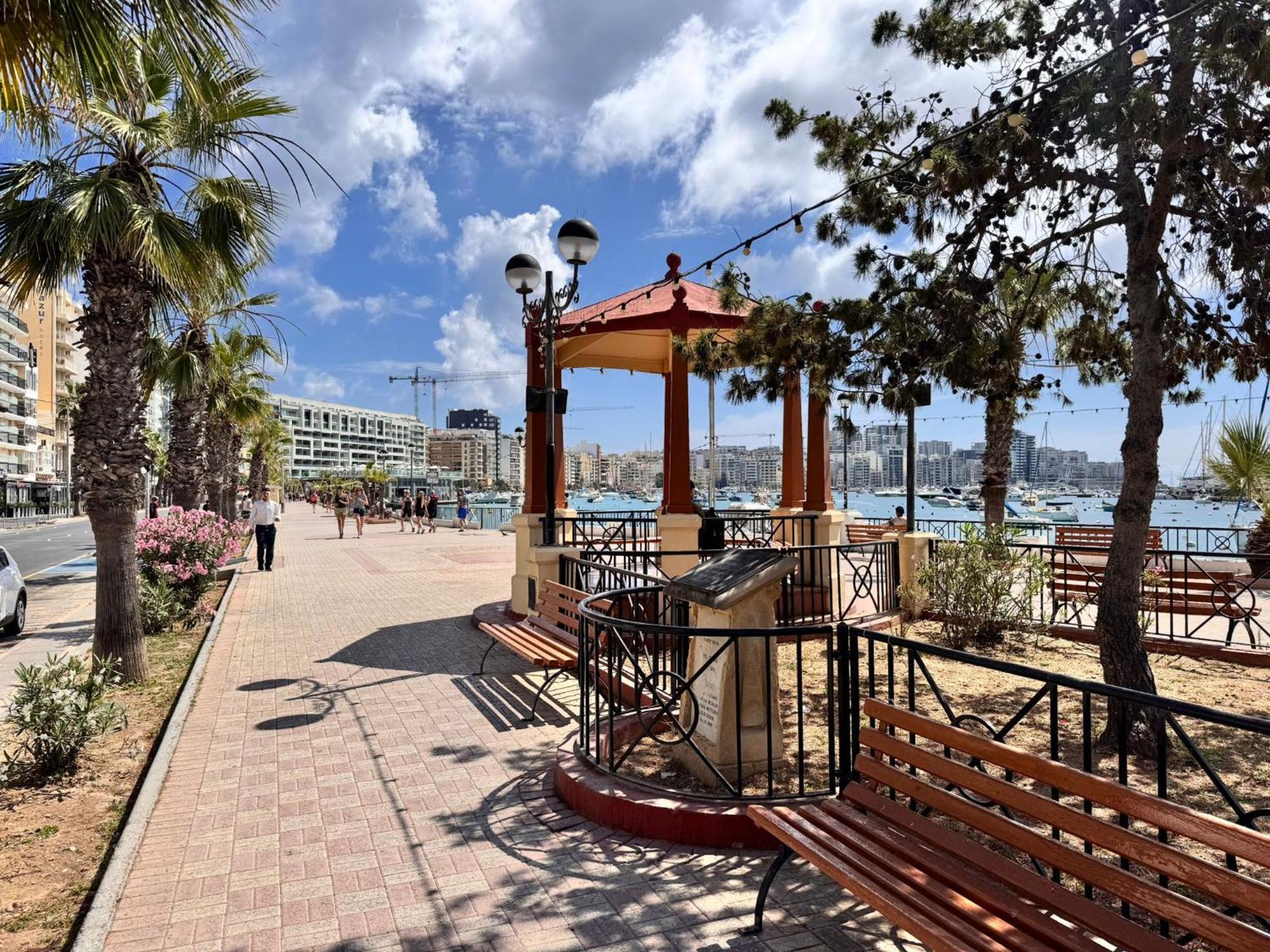 Appartamento Charming Retreat Off The Sea Front