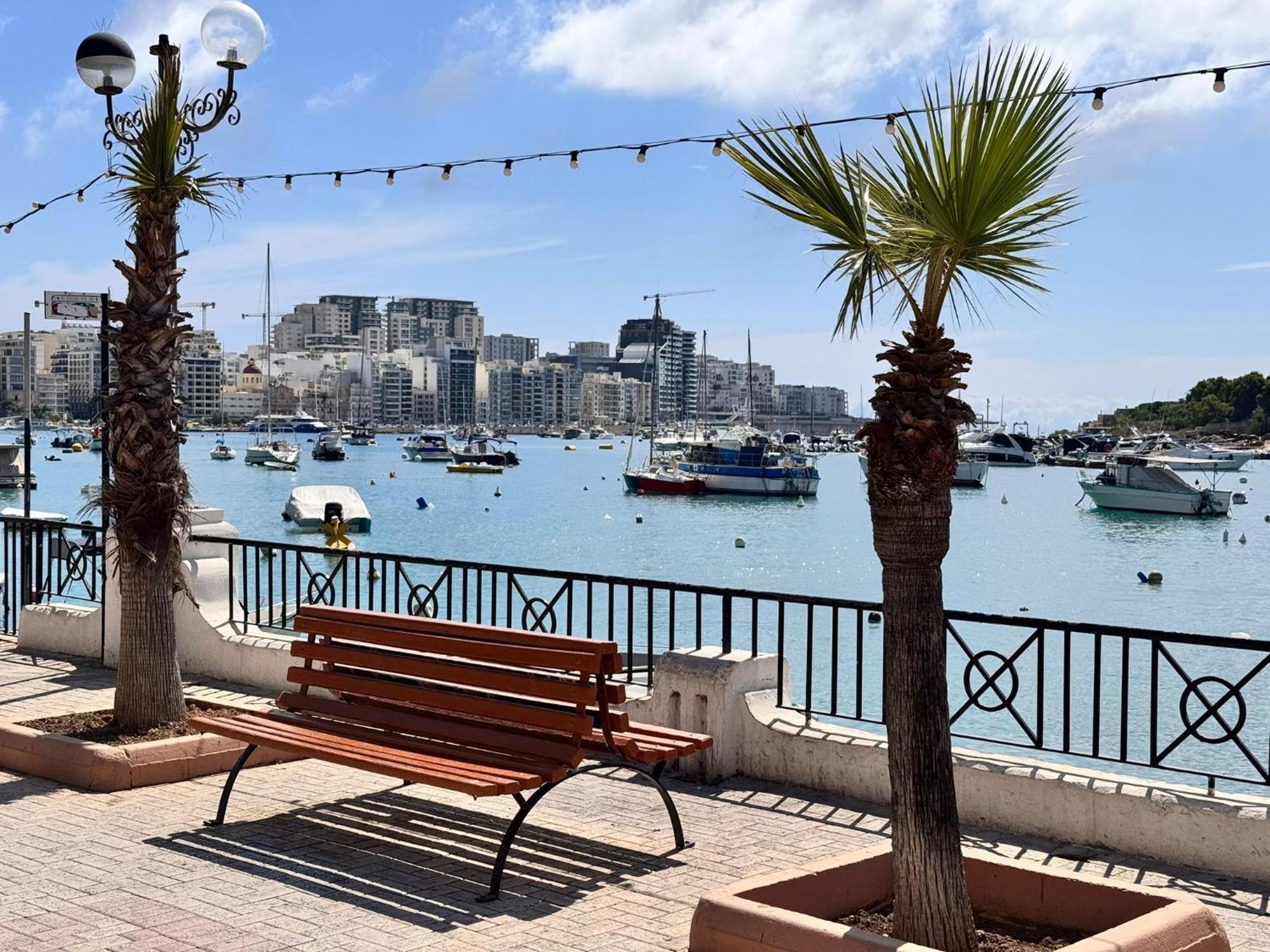 Charming Retreat Off The Sea Front Appartamento Gzira